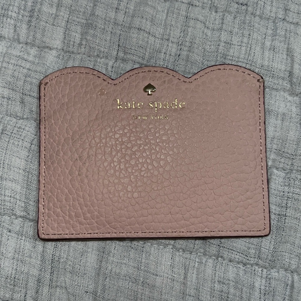 Kate Spade Light Pink Card Holder with Scalloped Edge and Gold Detail